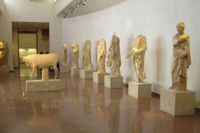Half-Day Private Tour from Katakolon to Olympia & Beach - Olympia town: the modern agora, lunch, and easy shopping