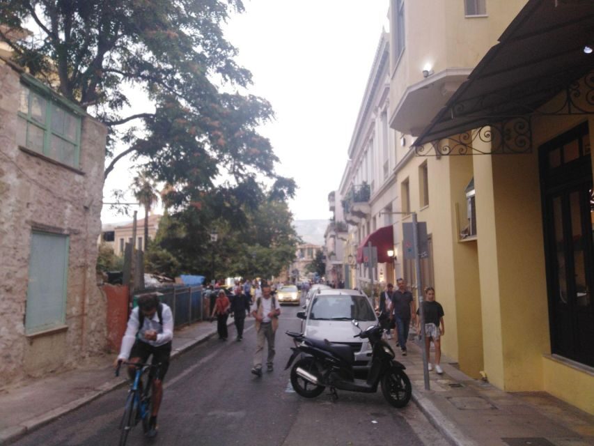 Hilarious walking adventure in the heart of Athens - Monastiraki Square: old versus new in one starting step
