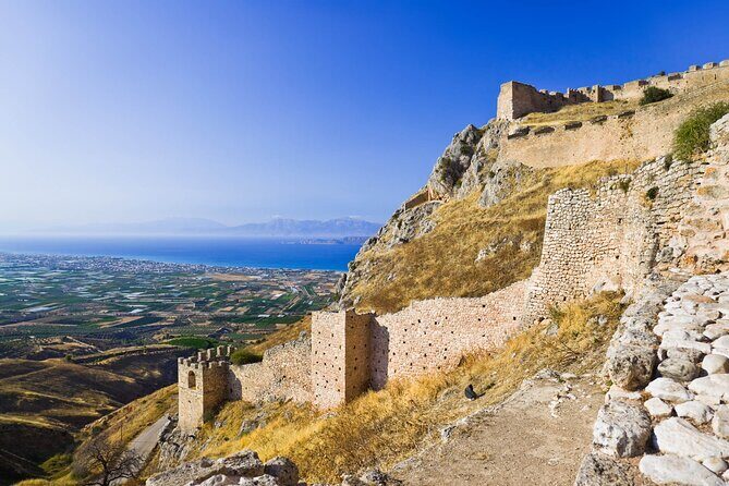 Indulge to the beauty of Greece with the 4 days Classical Greece private tour - Day 2: Olympia’s sanctuary and museums, then the road to Delphi via Roúmeli