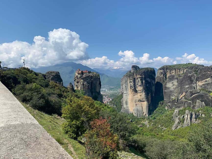 Kalabaka or Kastraki: Meteora Sunset Tour - Sunset and photos around Meteora, then Psaropetra rock for the final view