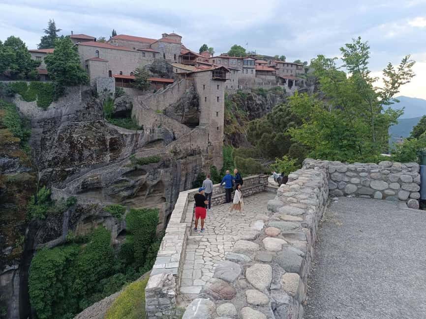 Kalabaka or Kastraki: Meteora Sunset Tour - Who should book this Meteora Sunset Tour (and who shouldn’t)