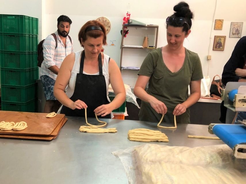Kalamata: Food tour and Olive Oil Tasting with Light Lunch - Where You Start: Vasileos Georgiou Square and Kalamata’s War Heroes