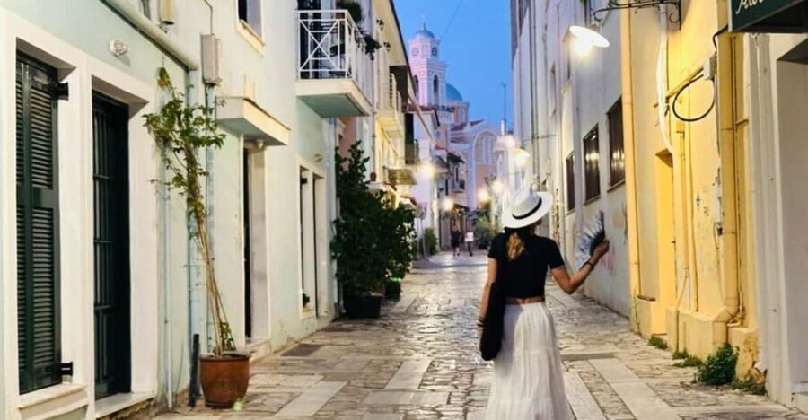 Kalamata : Historical Gossip Tour - Access to famous buildings and sites without turning it into a museum day