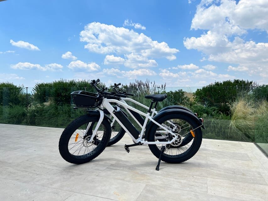 Katakolo: E-bike Rental - The riding day in Katakolo: what your time blocks are really for