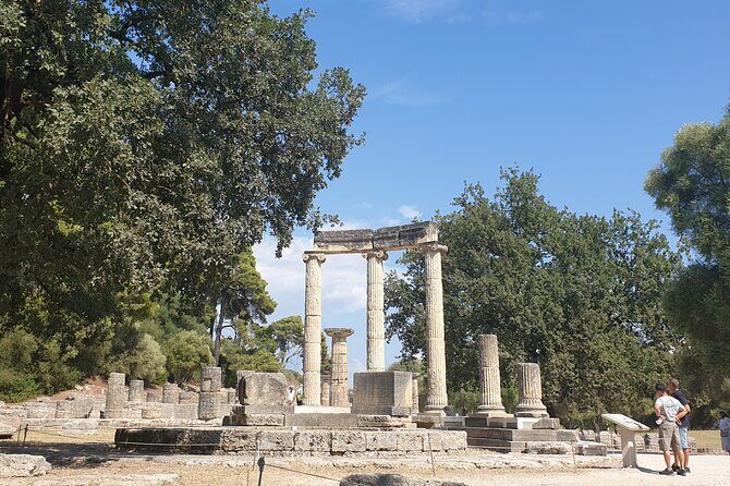 Katakolon Shore Ex: Skip-the-Lines Ancient Olympia & Olive market - Guides and timing: why small-group matters in 42.5°C