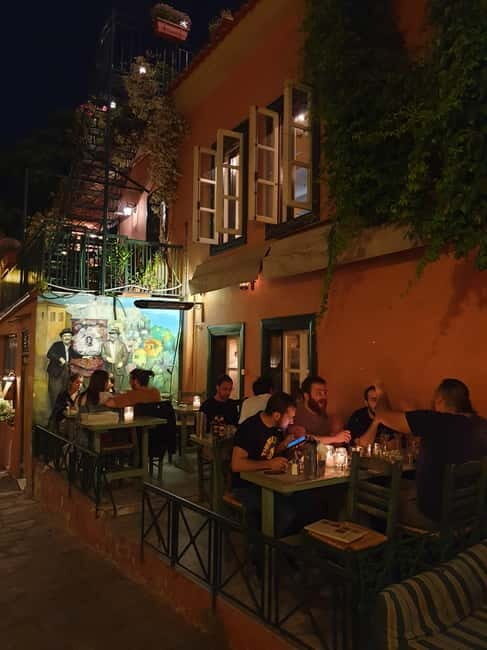 Magic Walk in Athens with Local Friends - Stop-by-stop: what the 2.5 hours feels like