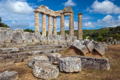 Mercedes Private Tour Corinth Canal-Ancient Nemea & Wine Tasting - Corinth Canal: What You’ll Actually See in 20 Minutes