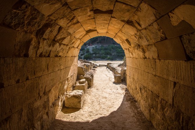 Mercedes Private Tour Corinth Canal-Ancient Nemea & Wine Tasting - Getting the Most Out of the Stops (Without Feeling Rushed)