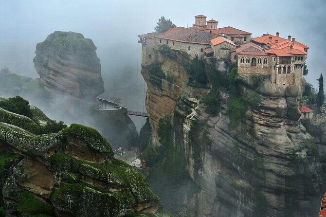 Meteora and Thermopylae Private Tour from Athens - Kastraki Free Time: Lunch at Your Pace and a Chance to Reset