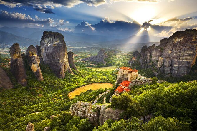 Meteora daytrip private tour for groups from Athens - Why Meteora feels like a movie set above Kalambaka