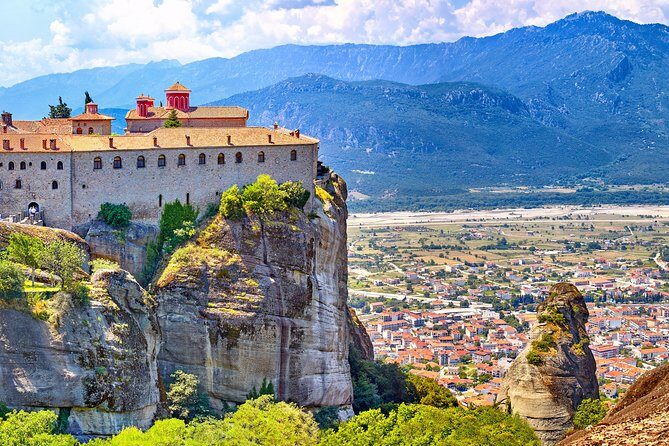 Meteora daytrip private tour for groups from Athens - Who this Meteora daytrip is best for