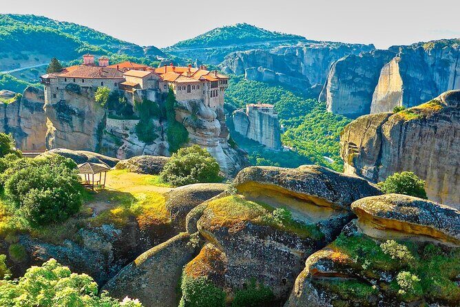 Meteora Monasteries & Caves Unesco Wonder in Greece Day Trip - Kalabaka and the Meteora Approach: How the Setting Shapes the Day
