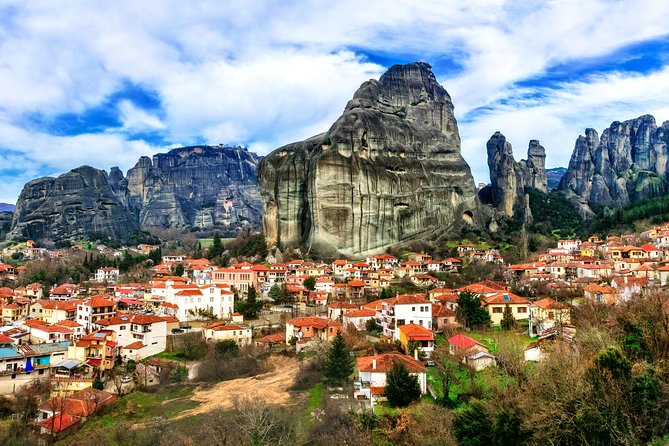 Meteora Monasteries Private Daytrip from Athens - Meteora in a private Athens daytrip: the value you actually feel