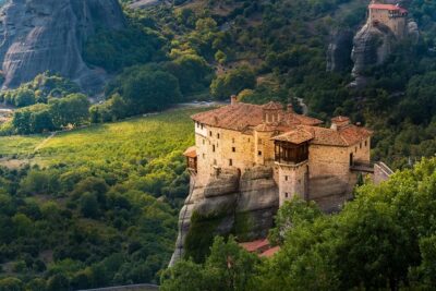 Meteora Monasteries Private Daytrip from Athens - The road to Meteora: comfort, time, and how to prep