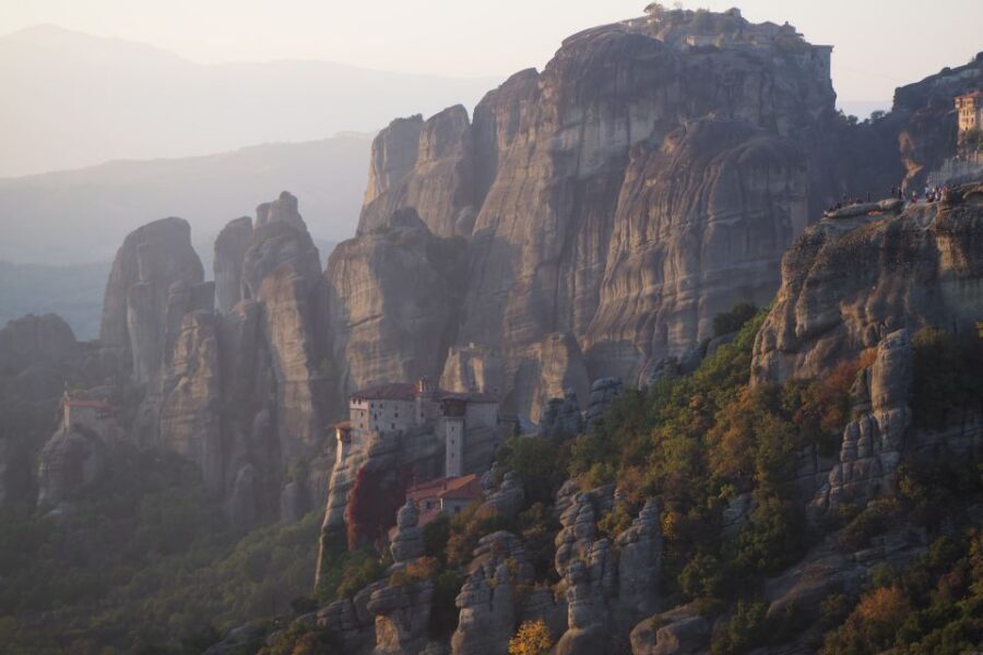 Meteora Monasteries Tour from Athens - Thermopylae and the Hot Gates stop: setting the mood before Meteora