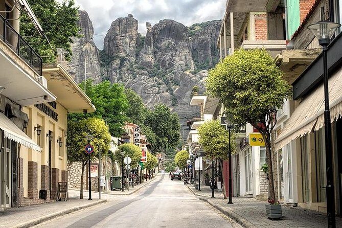 Meteora Private Full Day Tour - Thermopylae in 30 minutes: what you’re actually there for