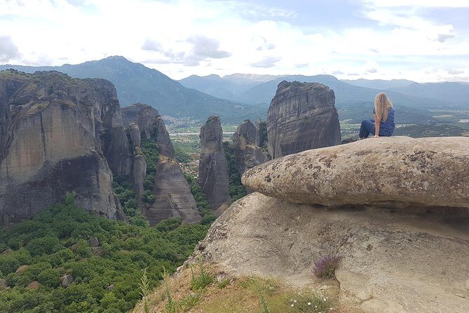 Midday Meteora Monastery tour from Kalabaka's train station - Touring three monasteries: what your time there will feel like