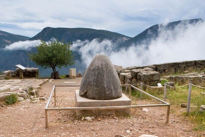 Mystical Delphi & Hosios Loukas Byzantine Wonder Luxury Day Tour - Delphi’s Treasuries, Stoa, and the Sacred Way Feeling
