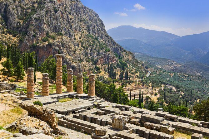 Mystical Delphi & Hosios Loukas Byzantine Wonder Luxury Day Tour - Delphi Archaeological Museum: What It Adds (and What It Won’t)