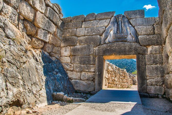 Nafplio & Mycenae One Day Tour from Athens - Lunch at Mycenae: a necessary pause in a long day