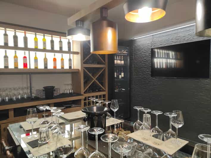 Orange & Natural Wines Of Greece with Cheese & Olive Oils - The pairing system: nibbles, herbs, spices, and condiments