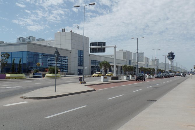 Piraeus port/ hotels to Athens airport Private transfer - Airport Drop-Off: Quick Delivery to the Right Moment