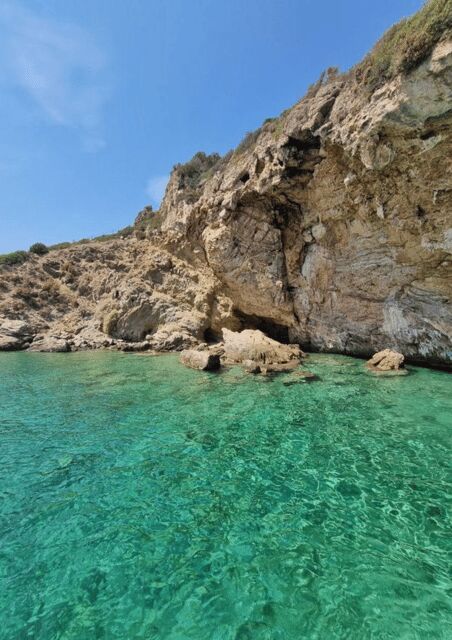 Porto Rafti: Athens Cruise Tour with Mediterranean BBQ - Who this cruise is best for