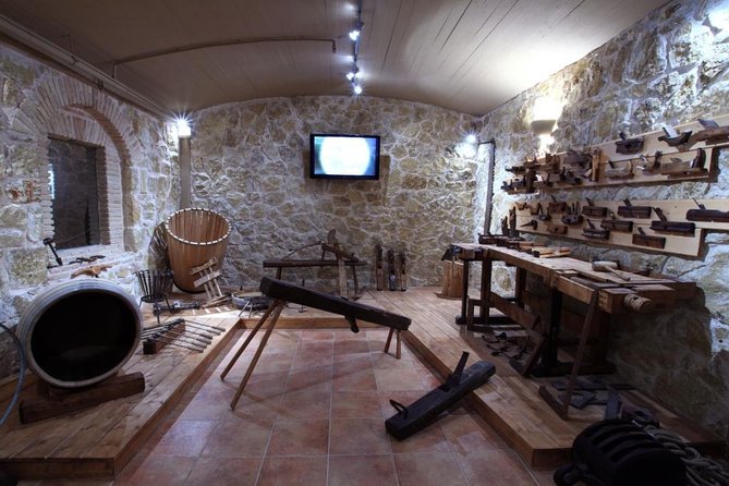 Private 4x4 Wine Tour from Athens to Marathon Lake and a Winery - What kind of traveler should book this