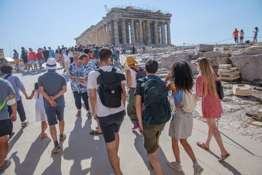 Private Acropolis and Athens City Tour - Constitution Square to the Changing of the Guards