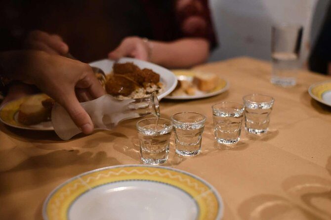 Private Athens By Night Food Tour & Wine Tasting of 5 Varieties - Syntagma Square at Night: the smartest start point