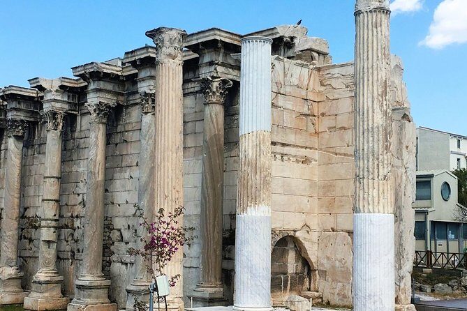 Private Athens Walk: Ruins, Markets & Local Stories - Plaka coffee and the final approach to the Acropolis entrance