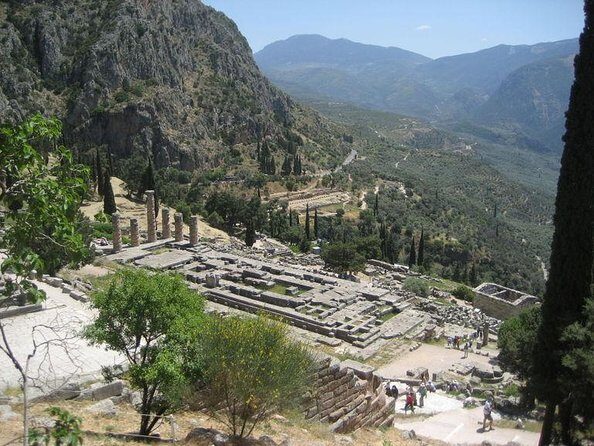 Private Delphi and Hosios Loukas Monastery - Great Lunch and Drinks Included - Price and Value: Why This Private Day Costs What It Costs