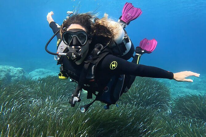 Private Discover Scuba Diving Experience in Messinia - Private instruction: getting the attention you paid for