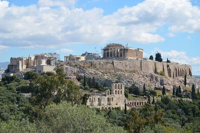 Private local tour of the Acropolis Hill and the New Acropolis Museum - How the two halves of the tour work together (and why the order matters)