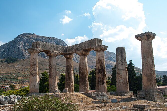 Private Luxury Tour: Ancient Corinth, Mycenae, Epidaurus, Nafplio - Corinth museum time: seeing the objects behind the stones