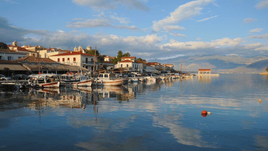 Private Luxury Tour: Delphi, Itea & the Charm of Galaxidi - Key things to know before you go