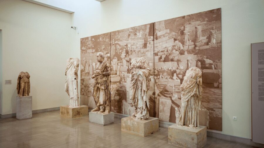 Private Luxury Tour: Delphi, Itea & the Charm of Galaxidi - A private day that actually has rhythm: Delphi, then the coast