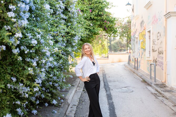 Private Photoshoot and Walking Tour in Athens - Price and value: why $120.15 can be more affordable than it seems