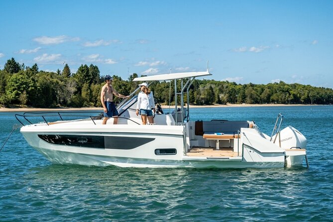 Private Sunset Cruise to Cape Sounio & Athenian Riviera - First Impressions on the Water: Private, Polished, and Easy