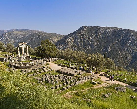 Private Tour: Delphi Day Trip from Athens Including wonderful local Lunch - Drive time and crowd control: what a private guide changes