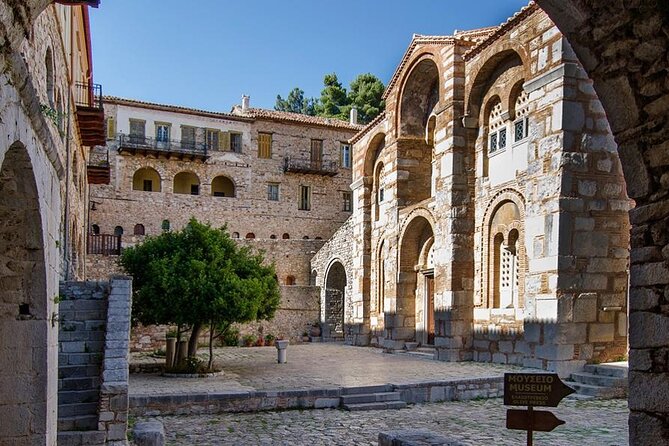 Private Tour Delphi, Village of Arachova, Osios Loukas Monastery - Arachova village time: textiles, cheese, and a mountain-food break