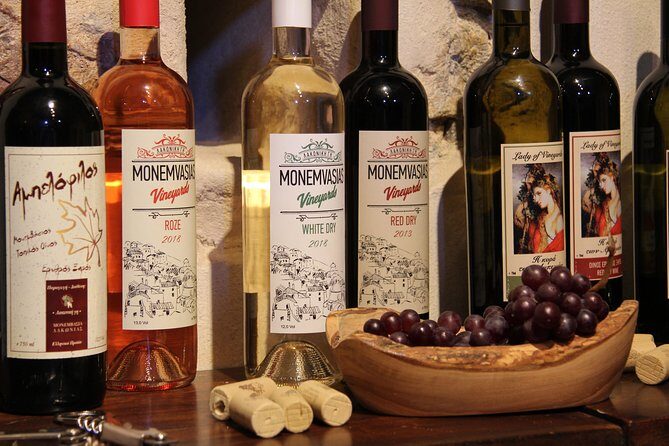 Private Tour in Historic Estate in Monemvasia with wine-olive oil tasting & meal - The garden meal: traditional Greek food made with estate olive oil