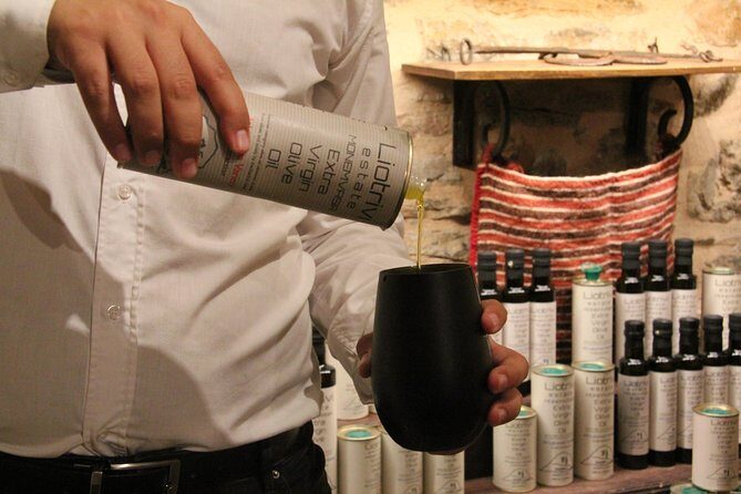Private Tour in Historic Estate in Monemvasia with wine-olive oil tasting & meal - What to look for on the day (small habits that pay off)