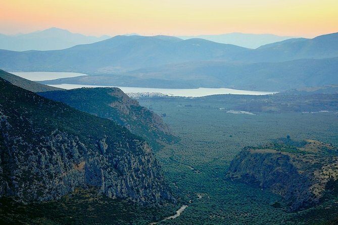 Private Tour of Delphi & Arachova from Athens - A private Mercedes ride: the part that makes the day easier