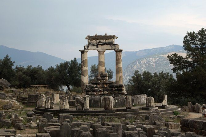 Private Tour of Delphi & Arachova from Athens - Arachova: a lunch stop that’s more than a pit stop