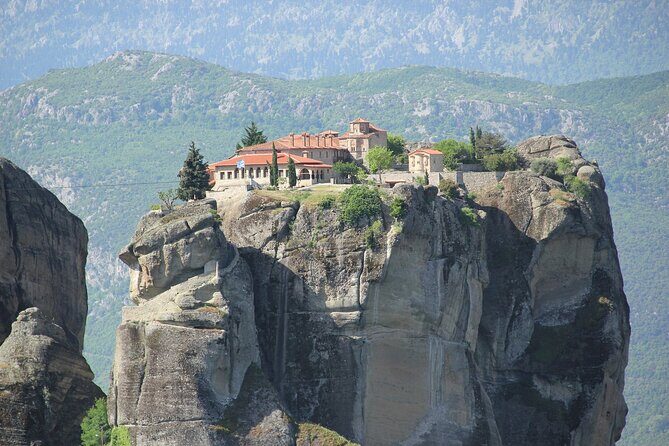 Private Tour to Monasteries of Meteora & Thermopylae from Athens - Who should book this private Meteora and Thermopylae day trip