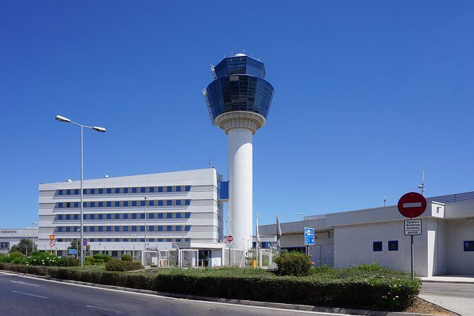 Private Transfer from Athens Airport to Piraeus Port - Who should book this transfer (and who might not need it)