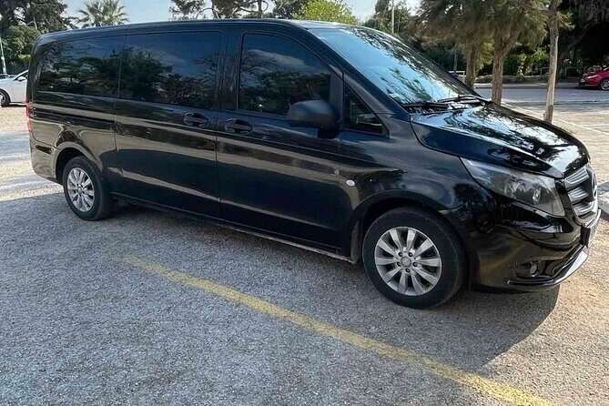 Private Transfer from/to Santorini Port and Airport - Why a private airport and port transfer matters on Santorini