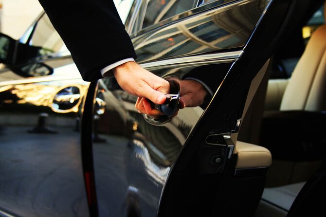 Private Transport Athens Airport to Athens Centre Hotels Vice Versa - A Private Door-to-Door Welcome in Athens
