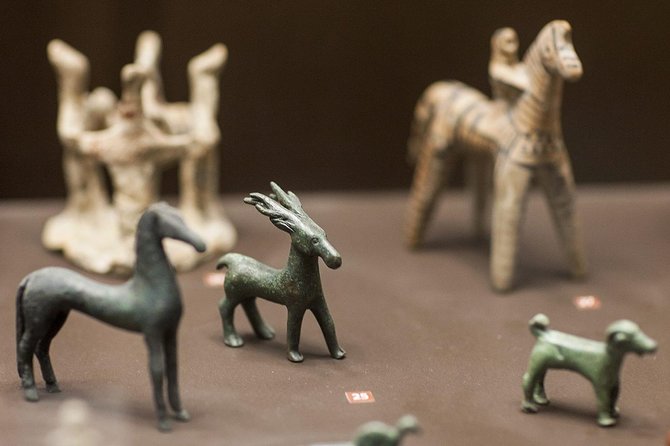 Private Walking Tour: National Archaeological Museum - Stop 1: The National Archaeological Museum in Five Periods